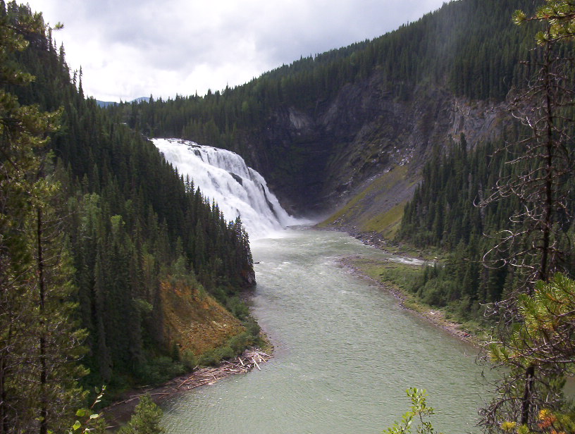 Kinuseo Falls from the downstream Murray River overlook