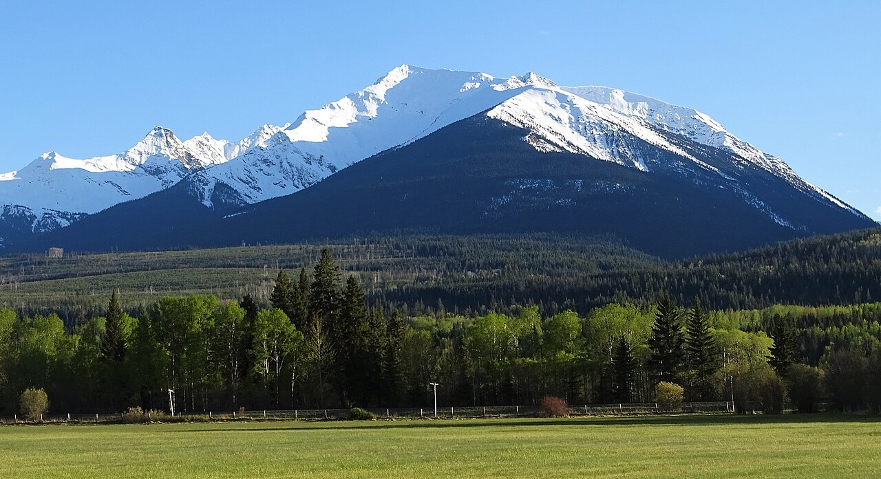 Mica Mountain’s north aspect near Tête Jaune Cache